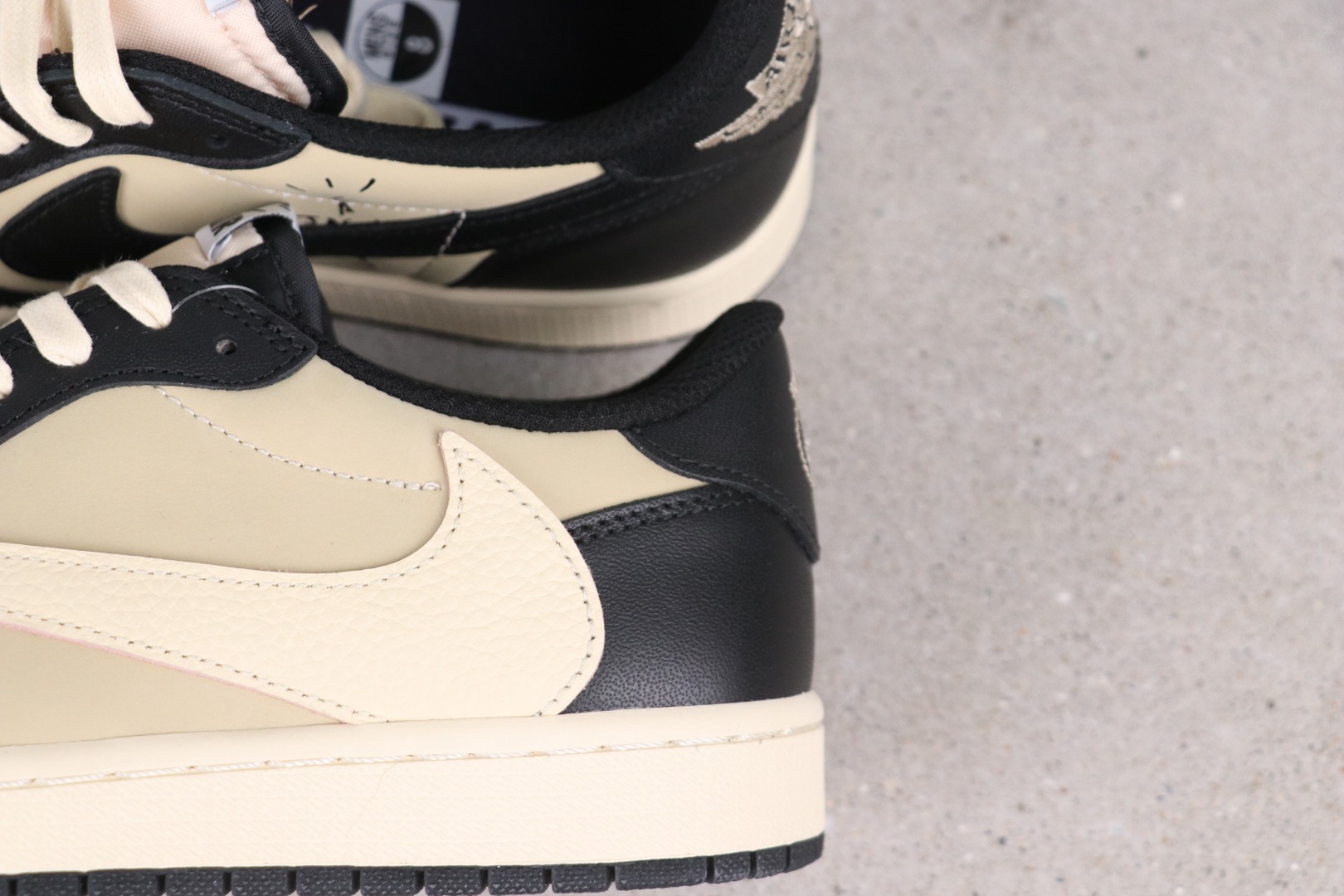 20251115/Nike_251115-2